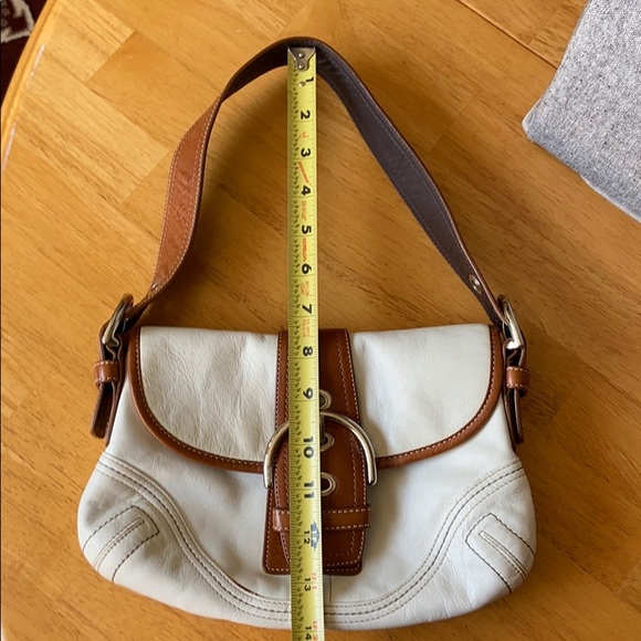 Coach leather shoulder **last week available** - Picture 13 of 14